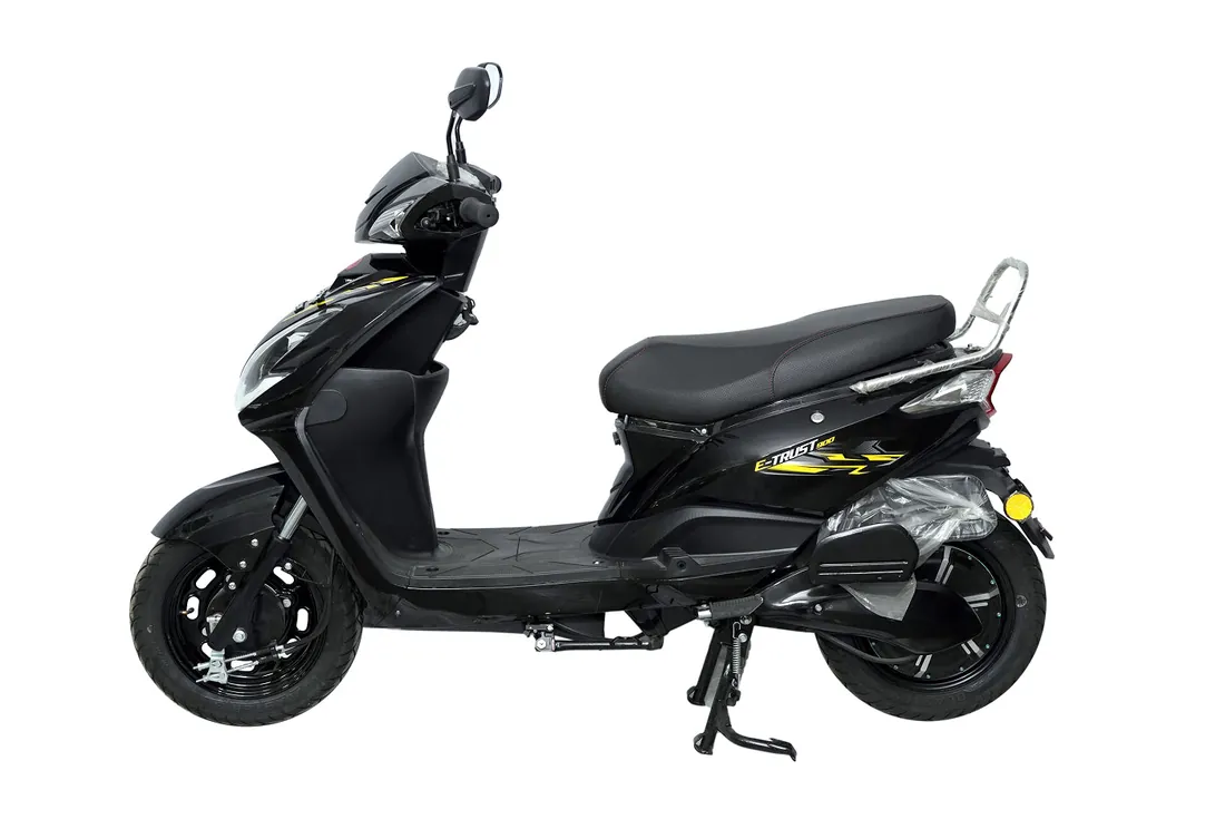 Avon E-Zap DX electric scooter without licence price Chandigarh